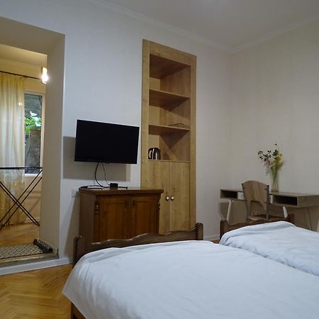 Vake Super Quiet And Comfy Apartment With A Yard Tiflis Exterior foto